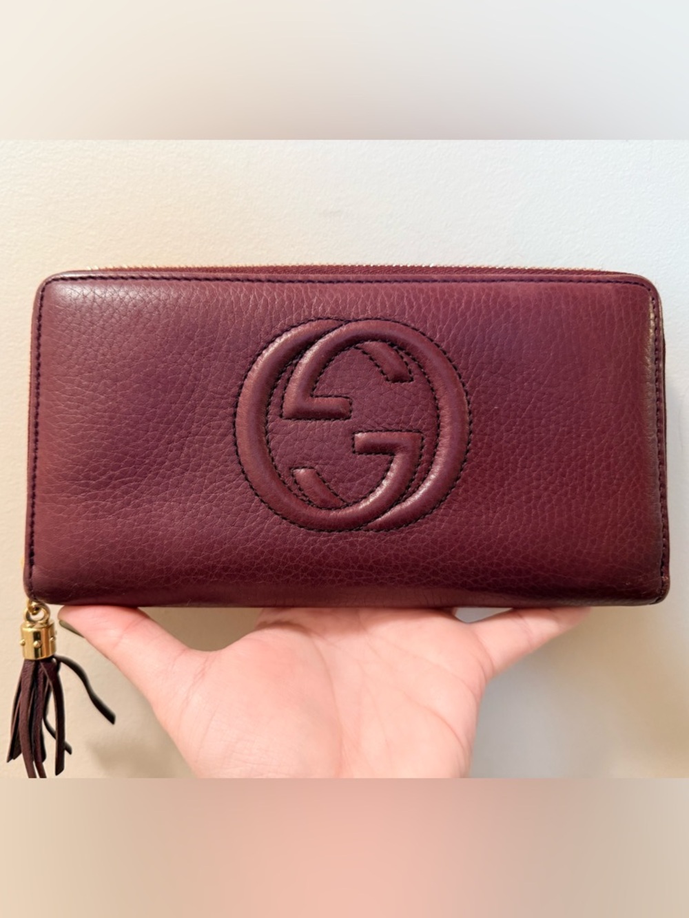 *Pretty* Authentic Gucci Soho -  Women's Leather Zippy Wallet